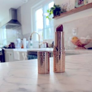 Charlotte Tilbury Nude Romance Lipstick
